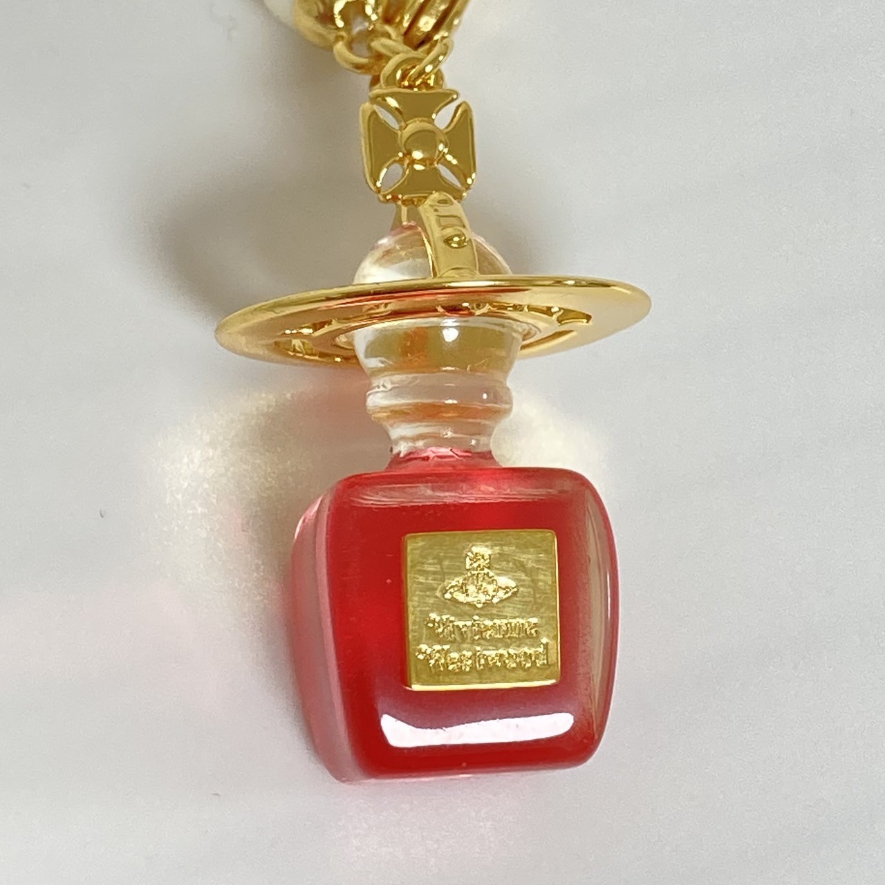 Vivienne Necklace Pearl Perfume Bottle Choker Gold Red Pouch IN BOX