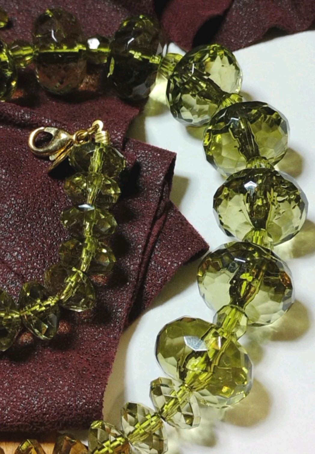 Vtg Lydell NYC Warm Sage GREEN Acrylic Faceted Graduated Bead 18″+ Necklace!