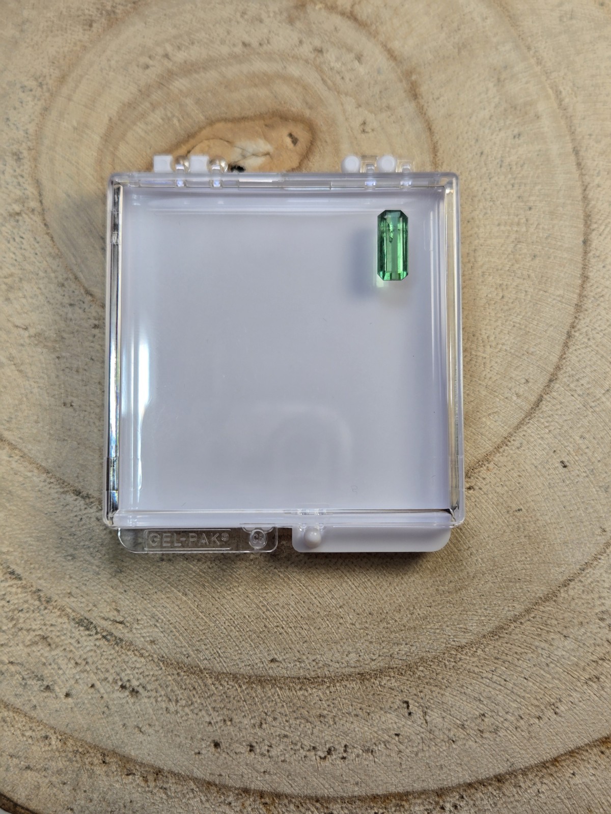 GEL-PAK Gemstone Holder Stone Display Case White Gem Gel Pack (No Grid) T7