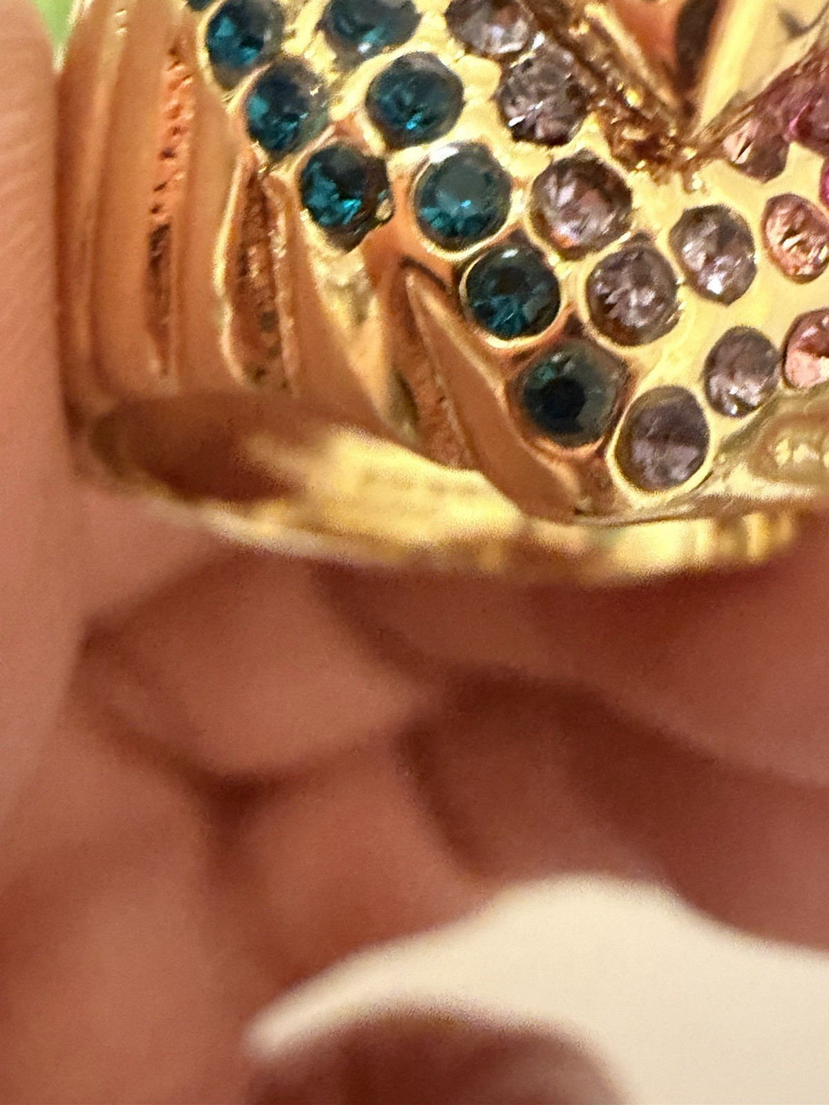 Kurt Geiger London Rainbow Pavé Signature Gold Tone Ring Size 9