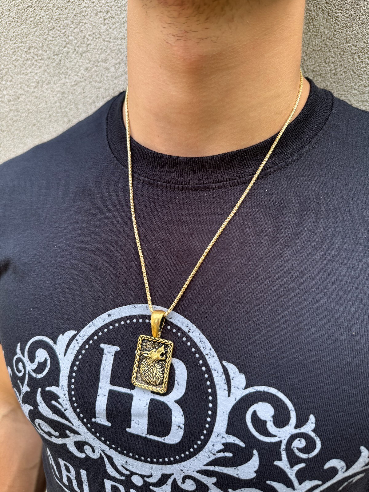 Solid 925 Silver / Gold Plated Oxidized Howling Lone Wolf Pendant Necklace