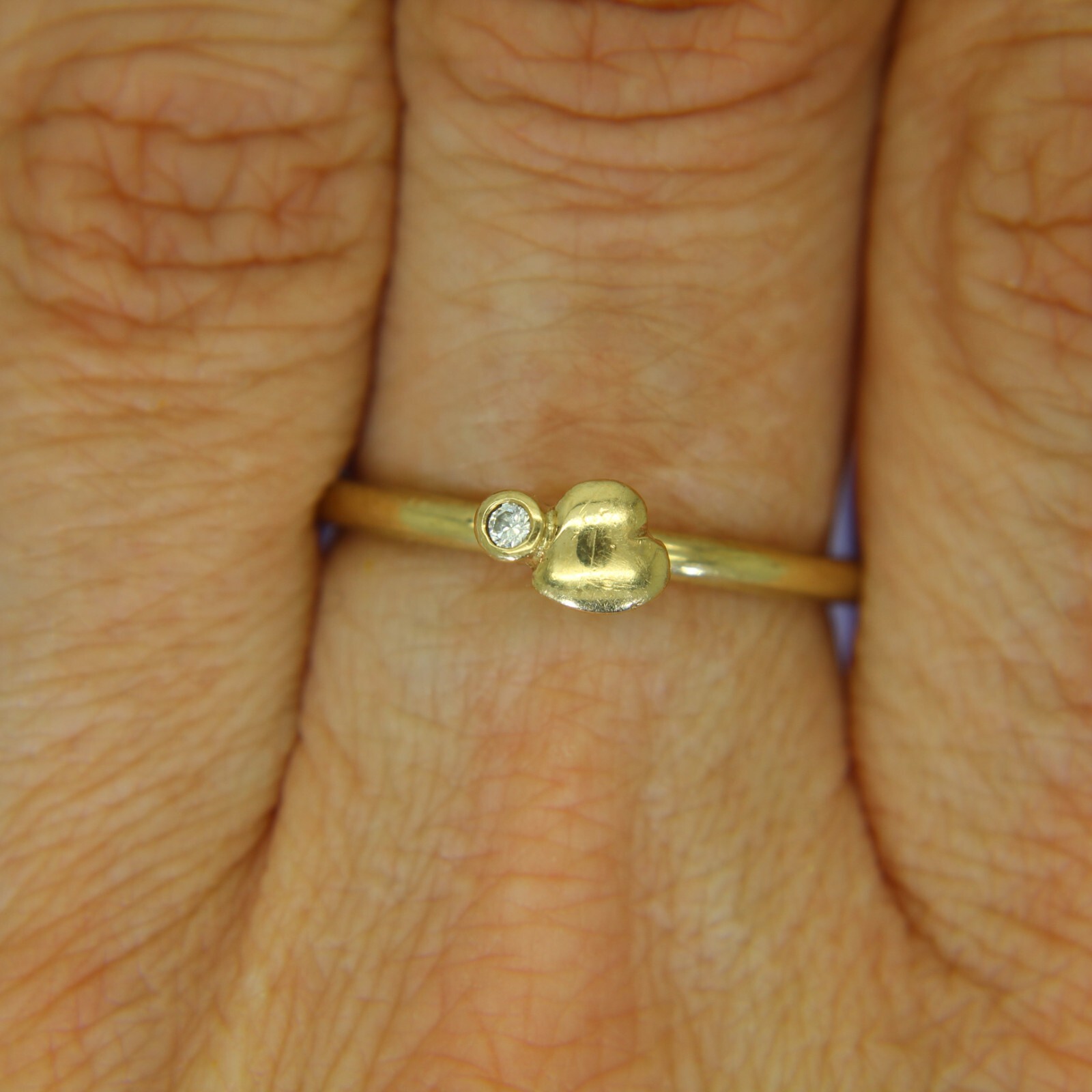 9ct Gold Cubic Zirconia Heart Stacking Ring Size 8 – P 1/2