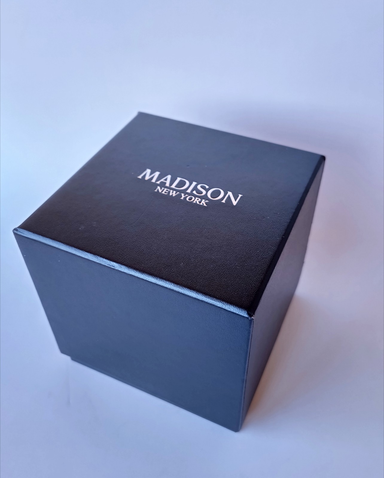 Unworn Madison New York Seventh Avenue Chronograph Quartz Watch Ref:MA011013-1