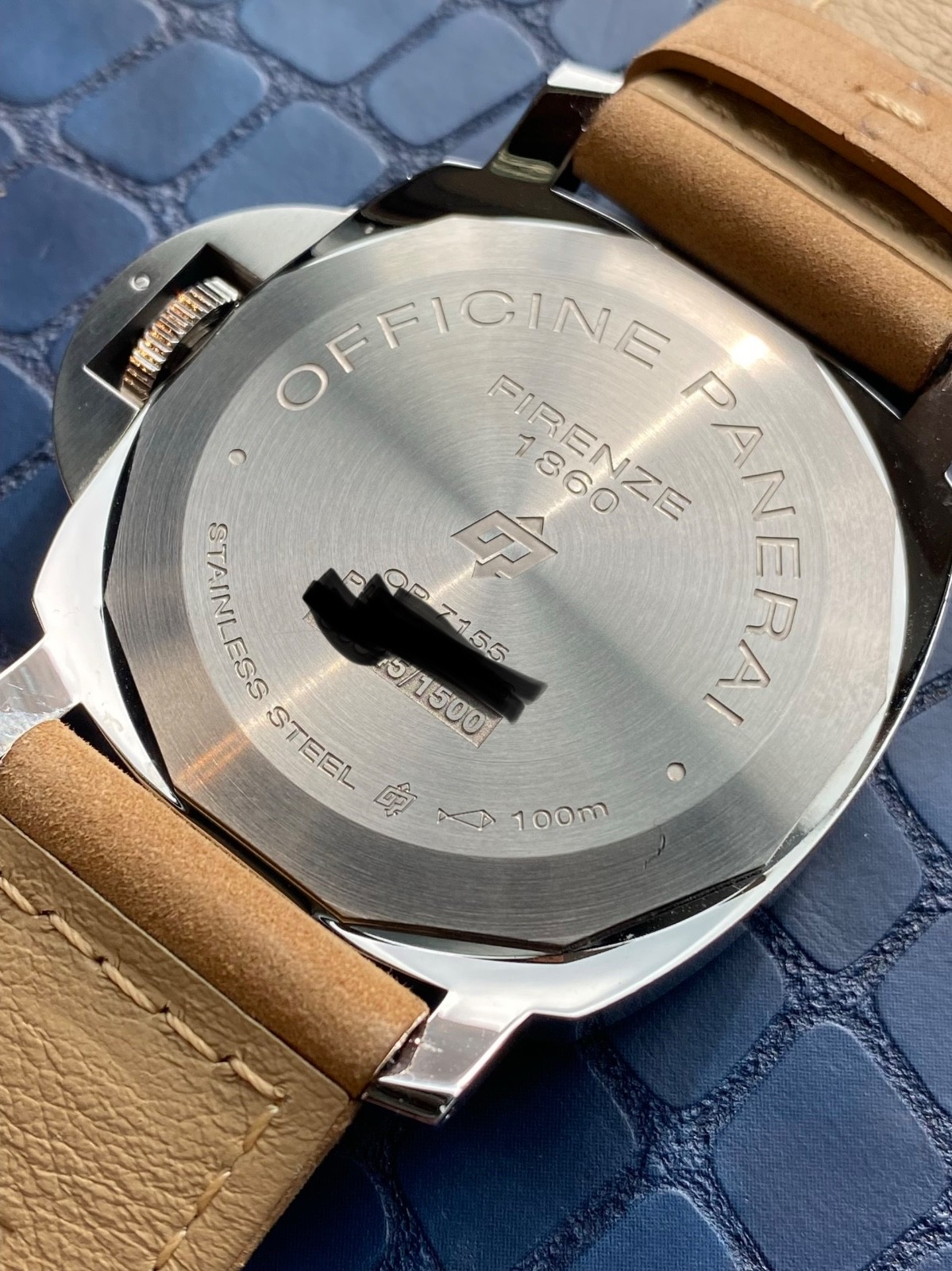 Panerai Luminor Marina 44mm Box and Papers Men Watch PAM00777 PAM777