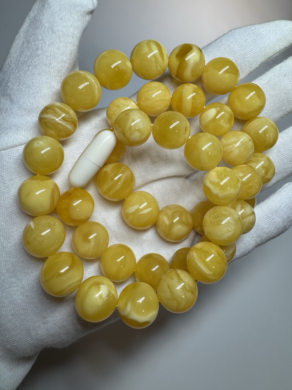 Natural Baltic Amber Butterscotch Necklace Round Beads Creamy61g59cm 14.9-13.2mm