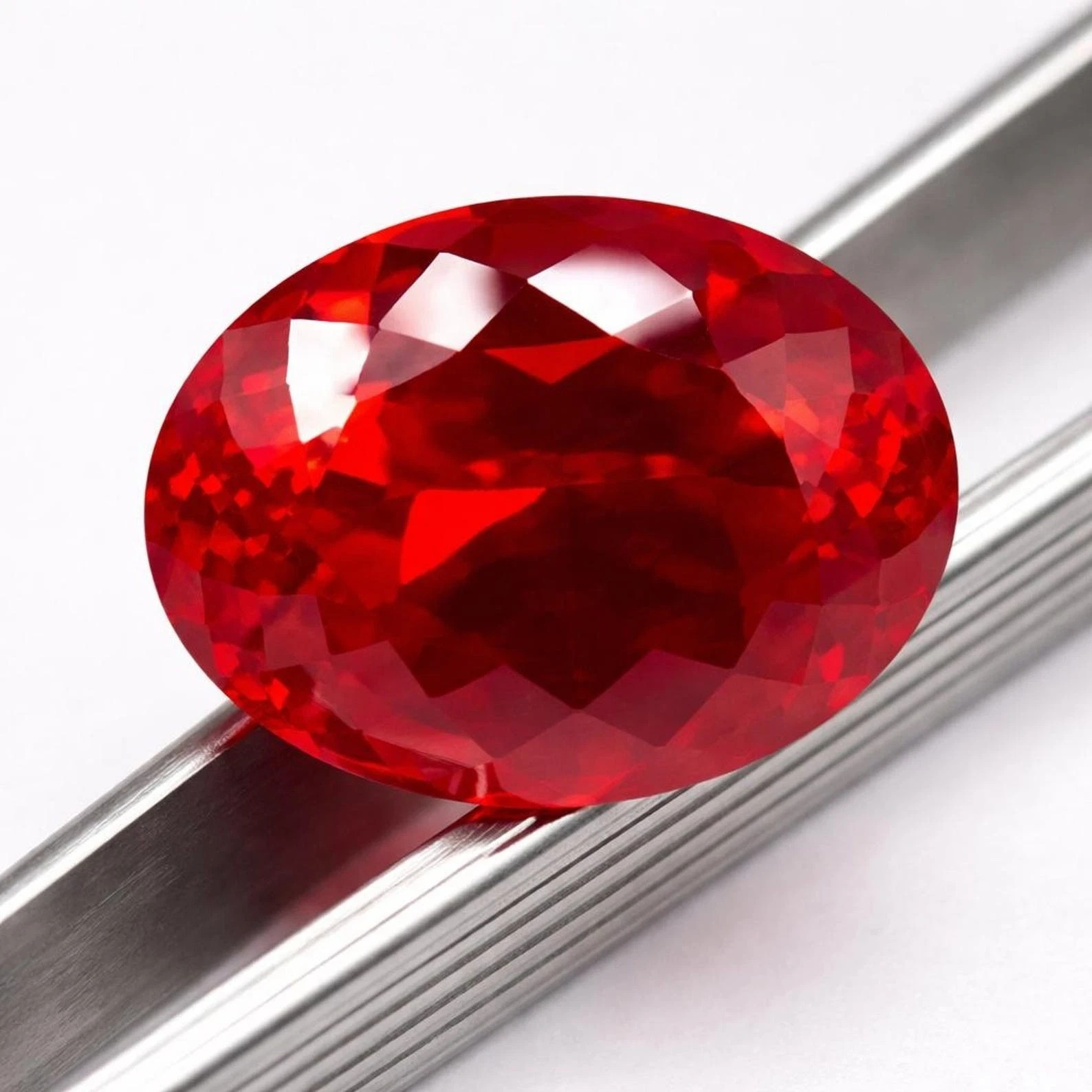 20.00 Ct+ Natural Flawless Myanmar Red Painite Oval Cut Loose Certified Gemstone