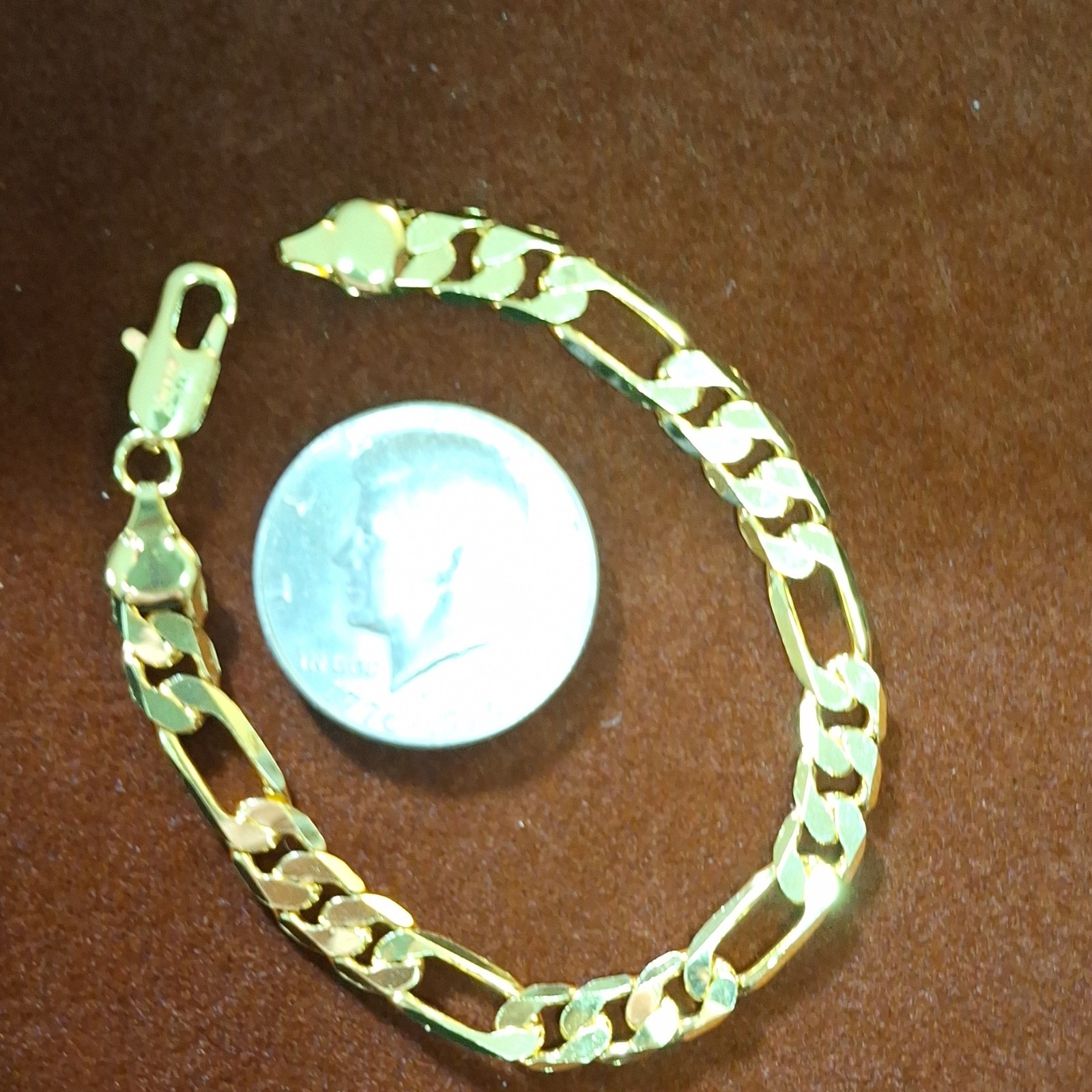 24k Yellow Gold Figaro Chain Bracelet Lobster Clasp 8 in No Stone Chain Style