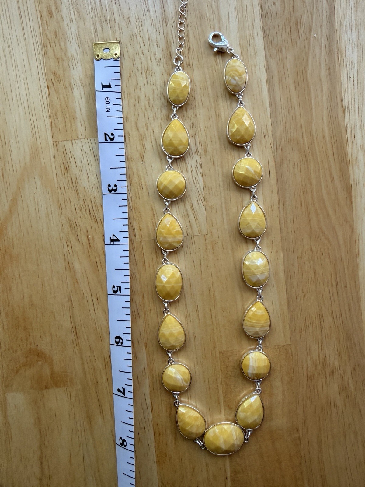 Mustard Yellow Faceted Stone Necklace Silver Tone Adjustable