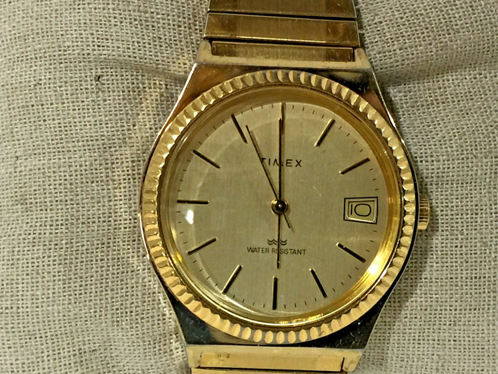 Vintage Timex Marlin Men’s Gold Tone Mechanical Wrist Watch With Date Working!
