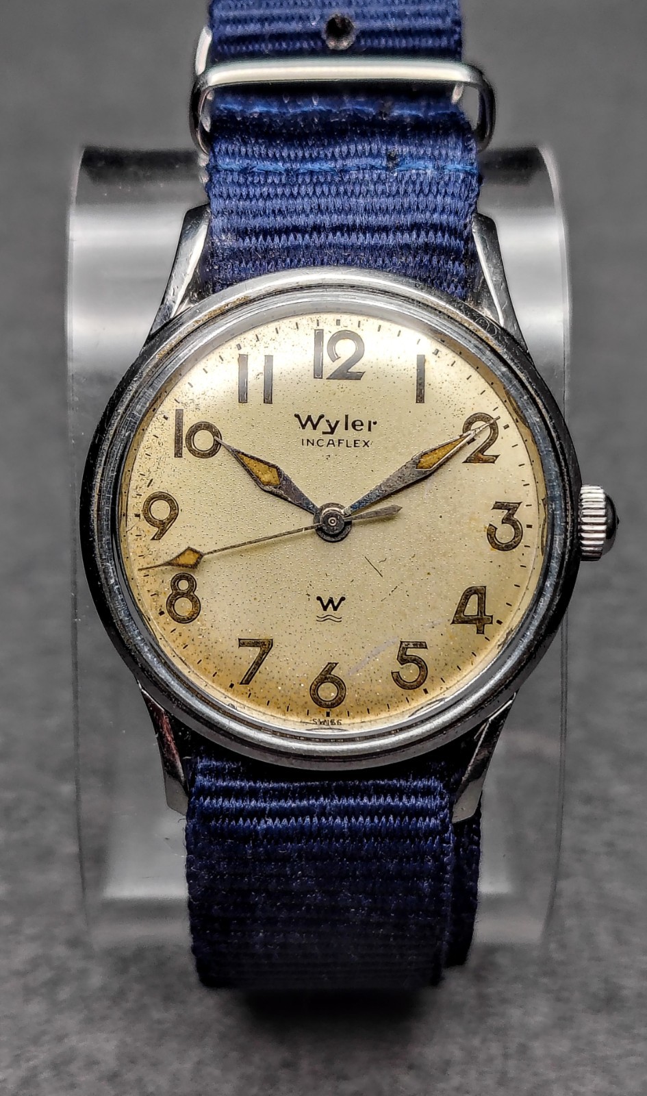 1950s Wyler Incaflex Navigator ETA 1070 Swiss Watch Runs Great Original Crown