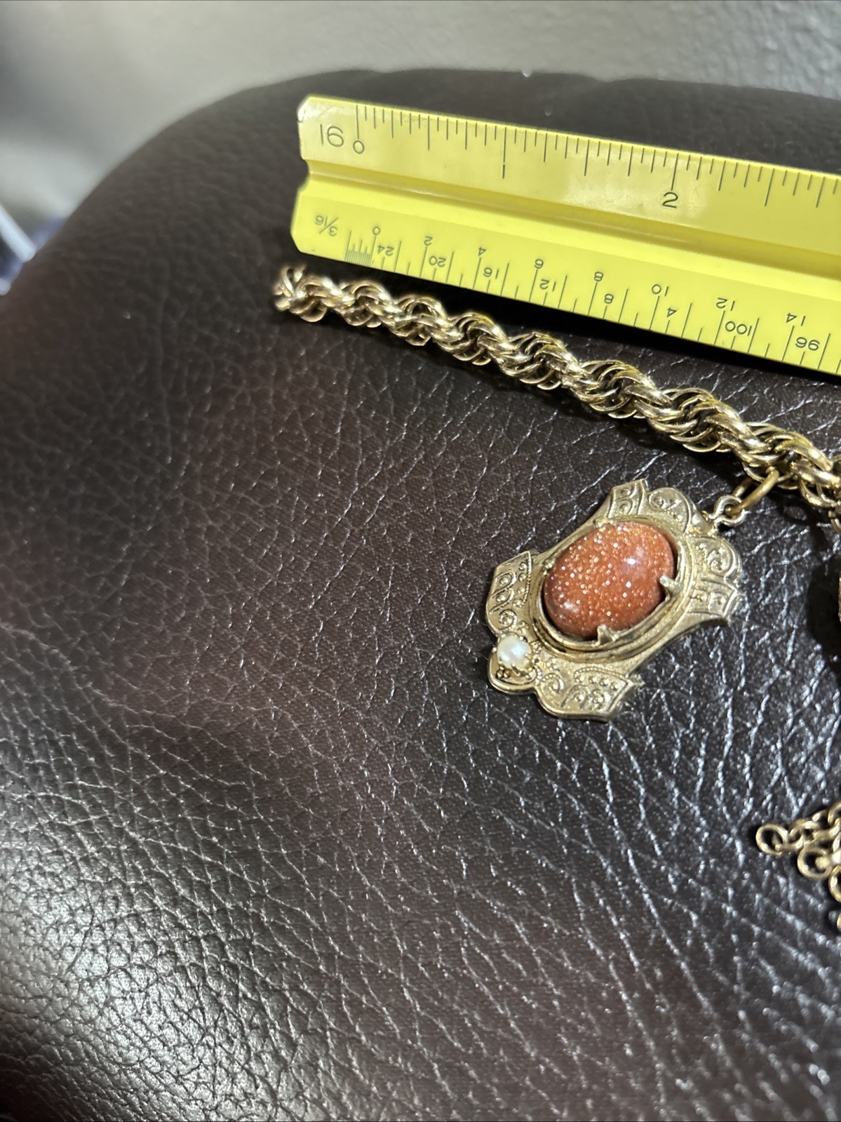 VINTAGE Gold Color Bracelet with Stone & Chain Hanging Charms 7” Long NICE