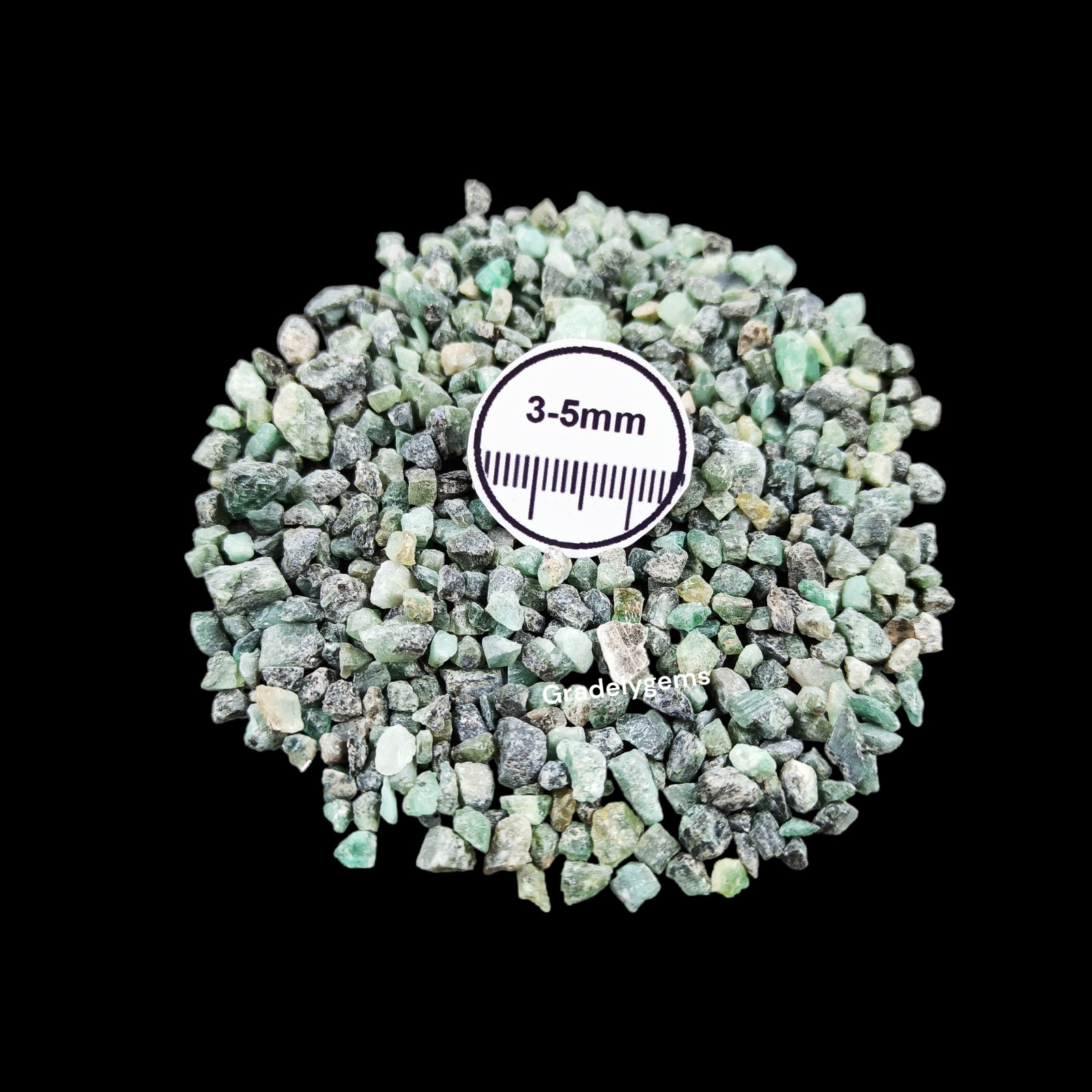 Exquisite Emerald Gemstone Crushed Powder – Rich Green Hue for Resin Art & Craft