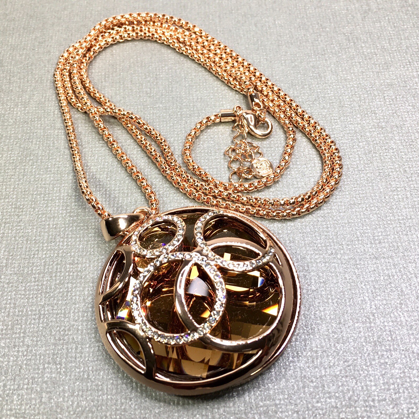 Qianse Fashion Rose Gold Color Amber Rhinestone Chunky Pendant W/ 32″ Box Chain