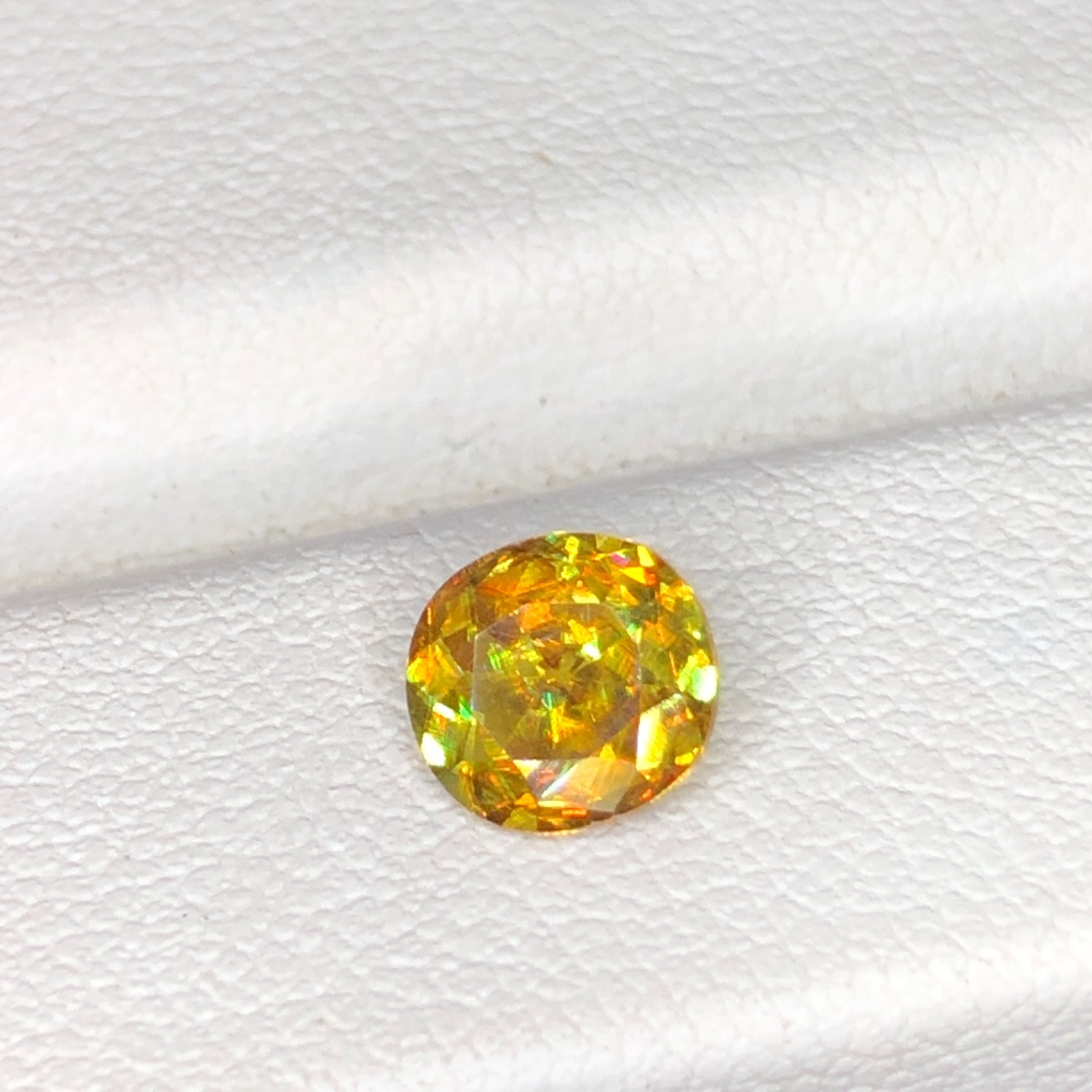 Natural 0.96 CT Full Fire Sphene Rare Titanite Gemstone oval Cut Intense Fire