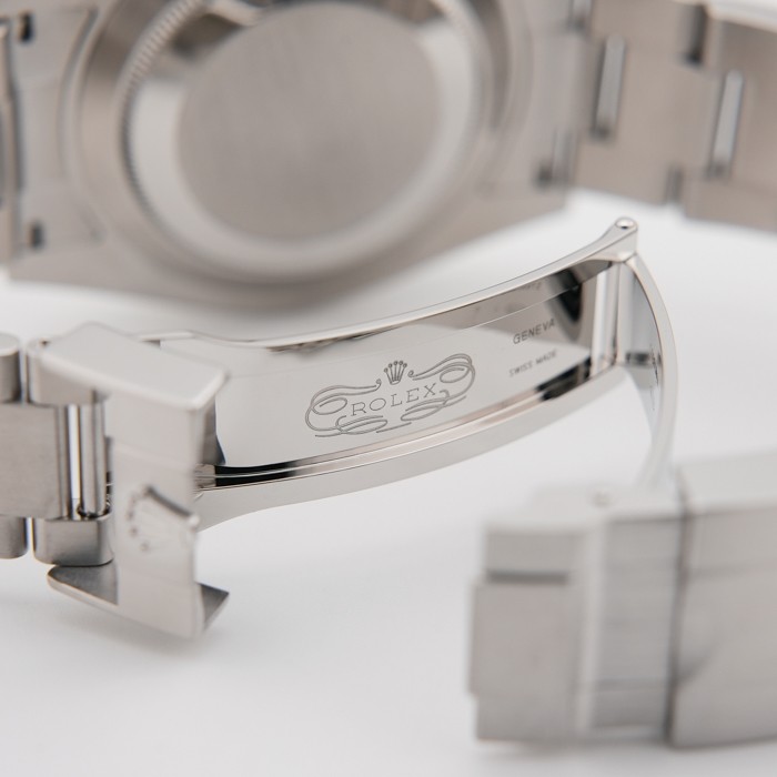 ROLEX Submariner Date 126610LV Warranty 2023 Box/Paper