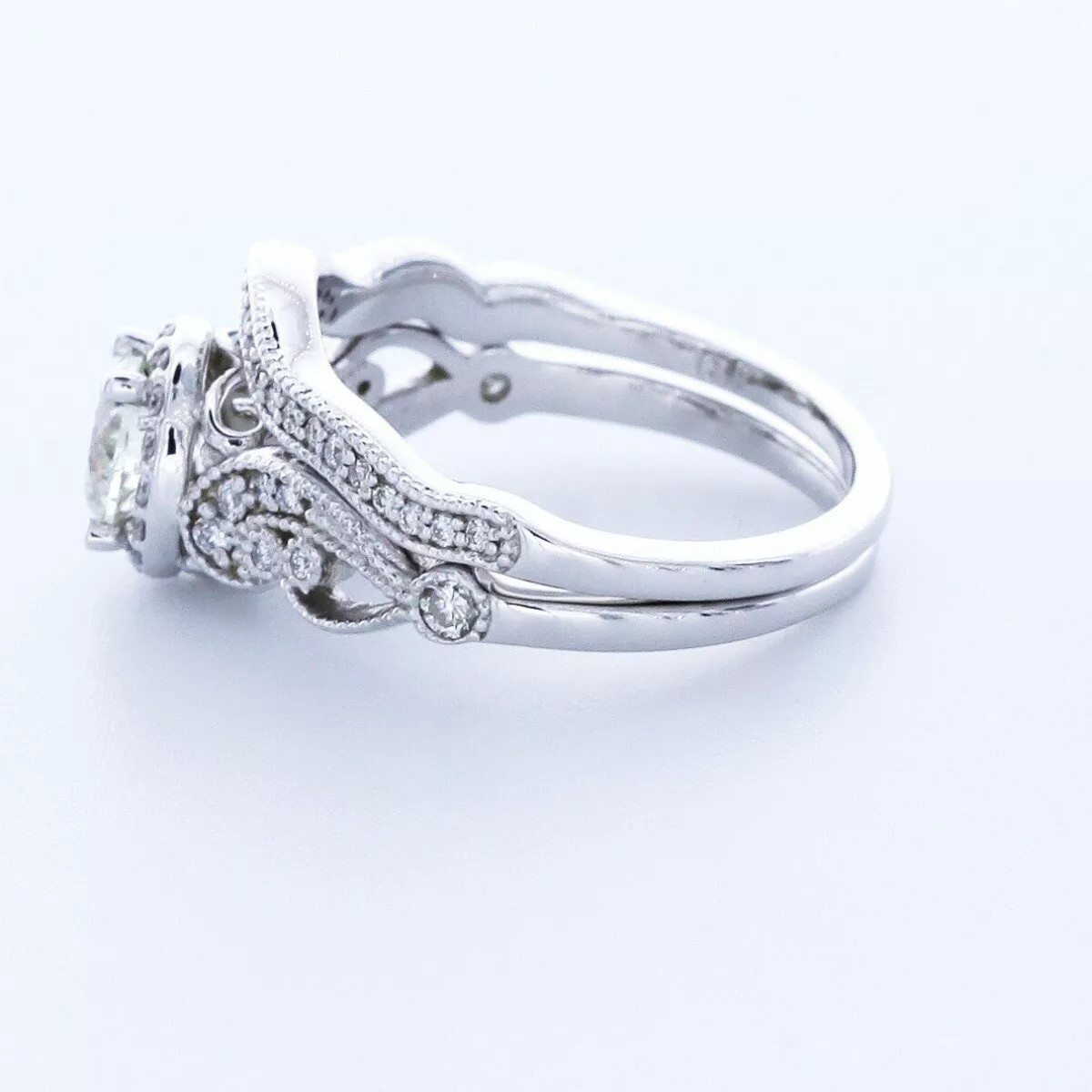 Engagement Ring Set 18K White Gold Halo 1.60 Carat Round Lab-Grown Diamond H VS1