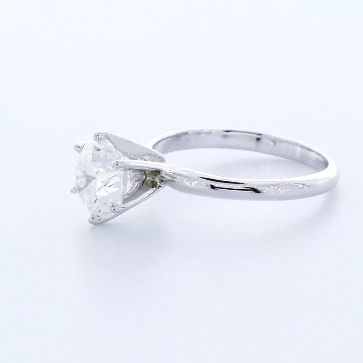 Solitaire Engagement Ring 14K Gold Classic 1.56 CT Round Lab-Grown Diamond D VS2