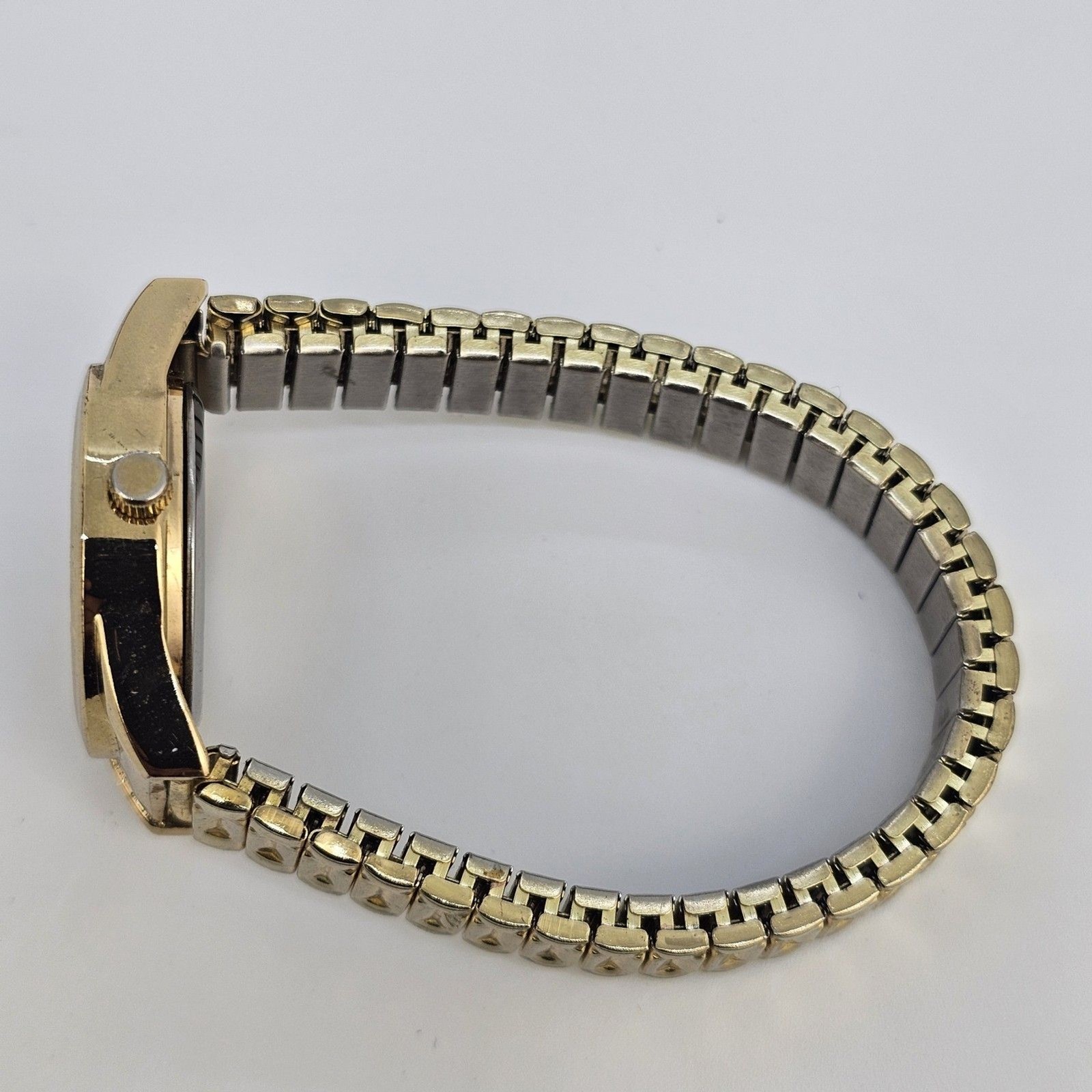 28MM Women’s Watch White Dial Gold Case Expandable Band 6″ New Battery