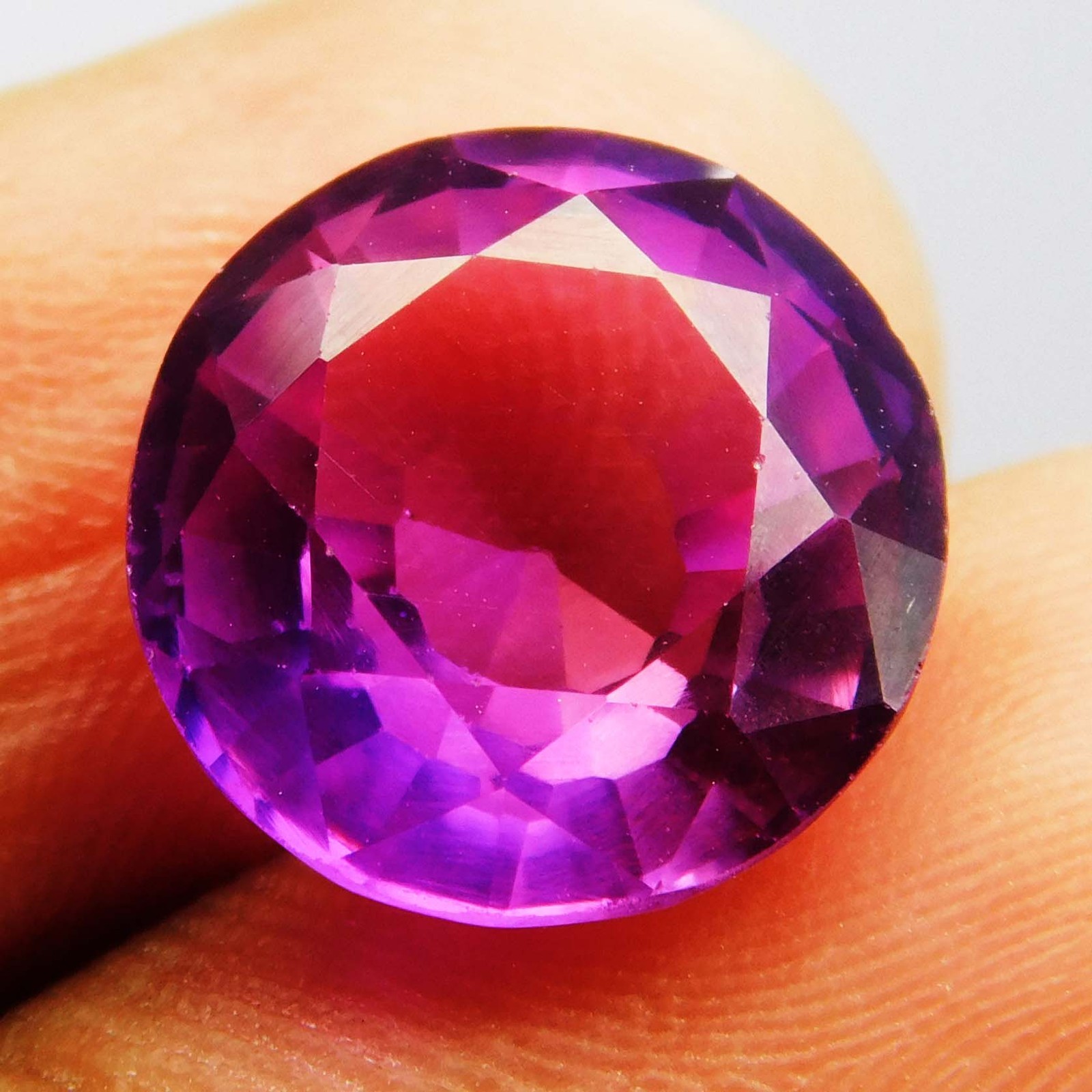 Beautiful Ring 9 Ct Natural Color Change Sapphire Round Cut CERTIFIED Gemstone