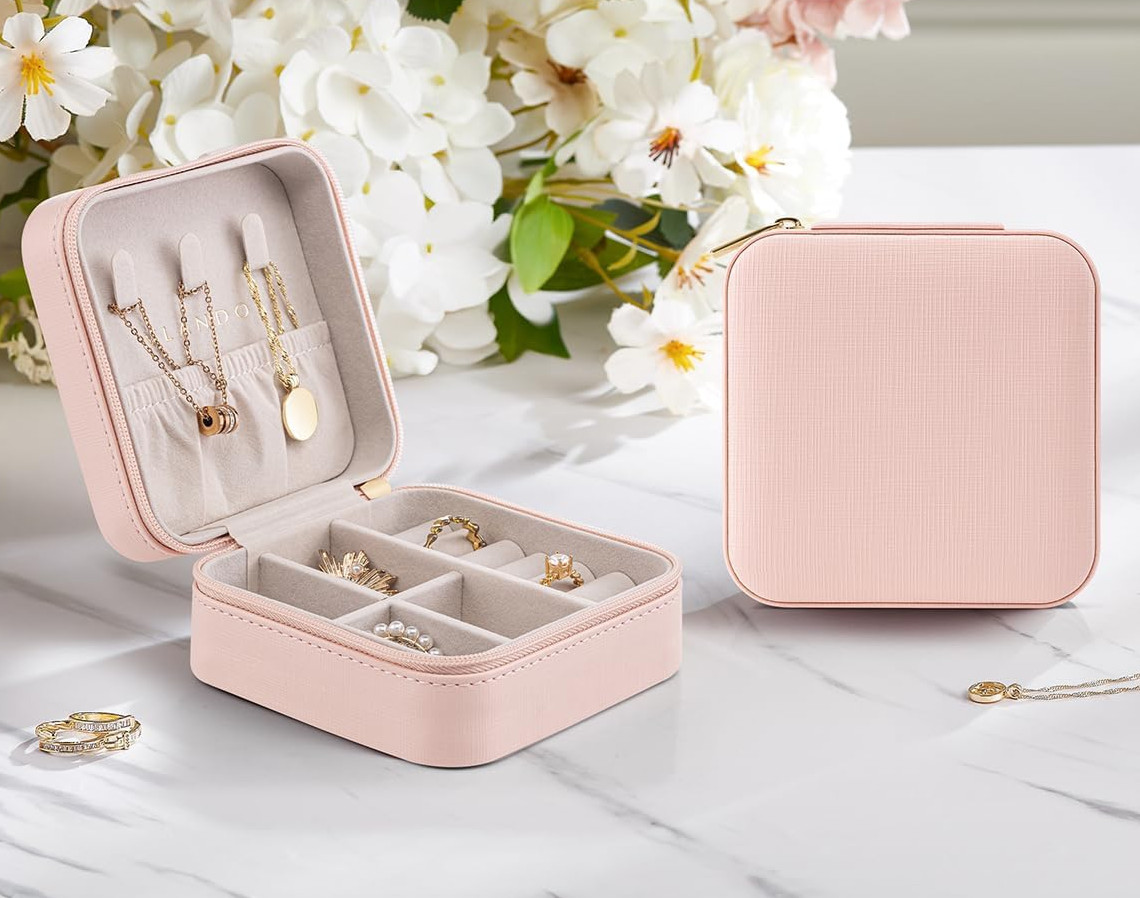 Travel Jewelry Case – Gift for Teen Girls – Light Pink (115)