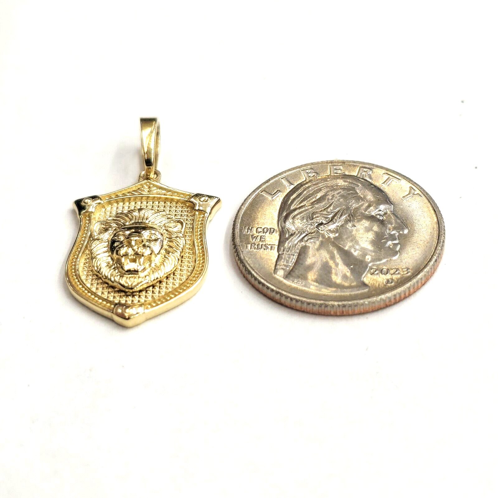 14k yellow solid Gold lion Leo head face shield Pendant charm fine jewelry 3.8g