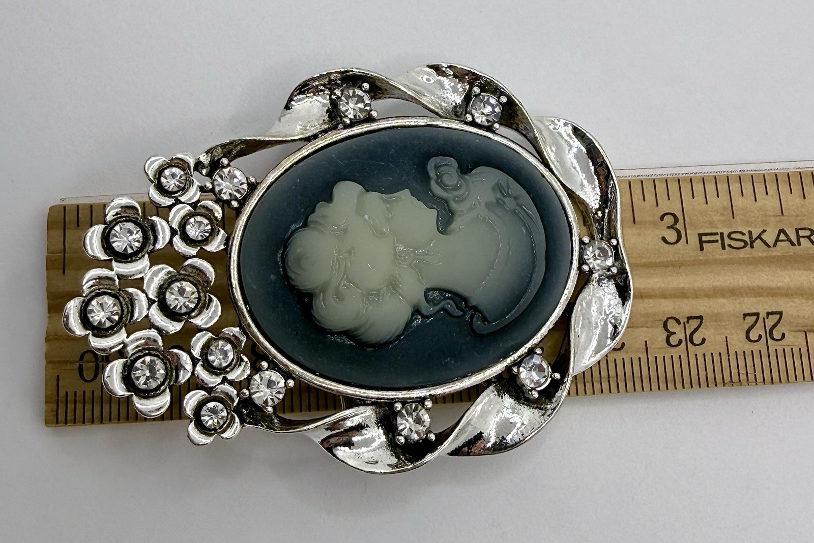 Vintage Inspired Cameo Brooch Pin – Silver Tone with Rhinestone Accents