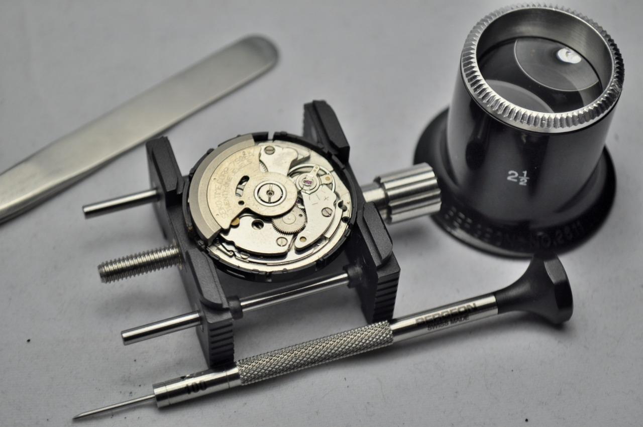Seiko Automatic Watch Servicing Repairs & Crystal Replacement All Calibres