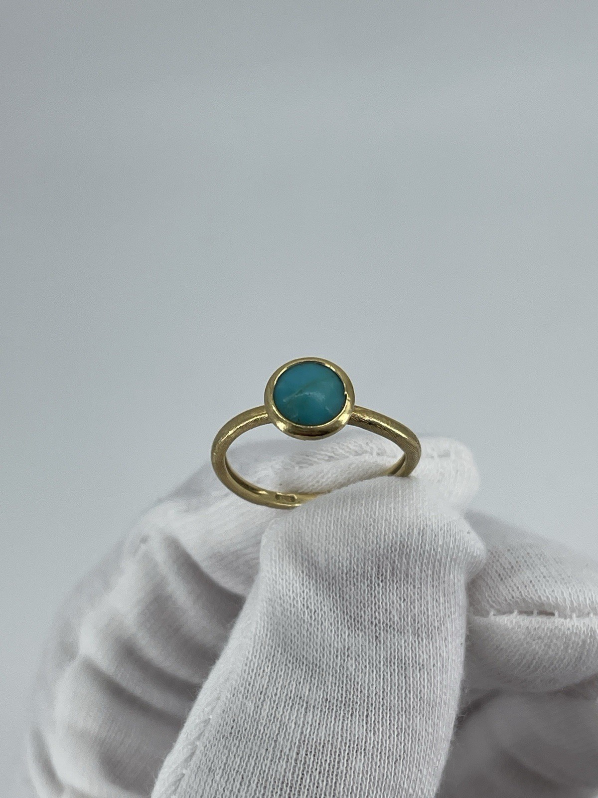 Marco Bicego 18K Yellow Gold Blue Turquoise Cabochon Ring made in Italy