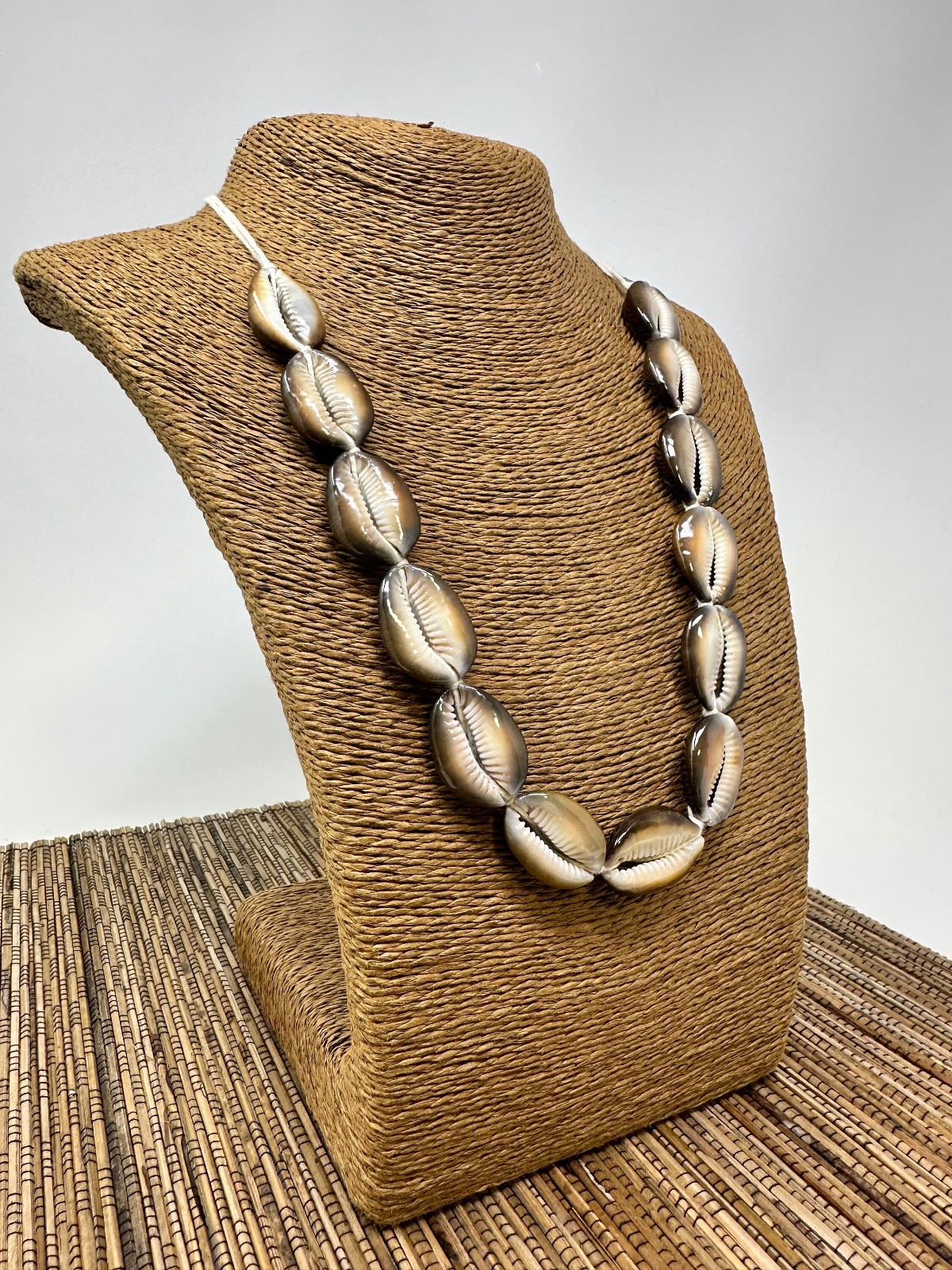 Cowrie Shell Necklace Adjustable 12–24″ Unisex Hawaiian Surfer Choker Natural