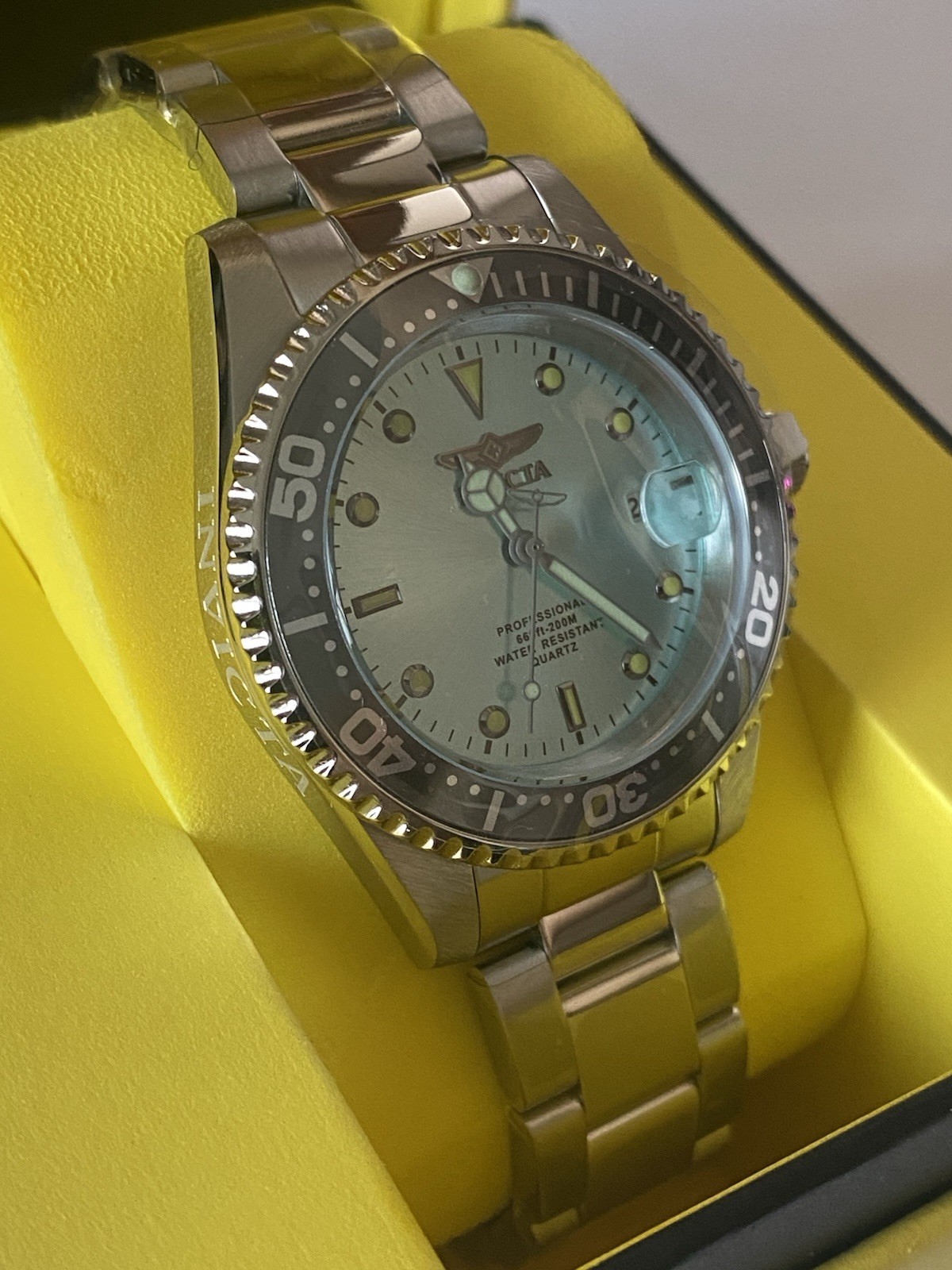 Brand New Invicta Pro Diver Anchoris Men’s Watch 37.5mm Steel (48726)