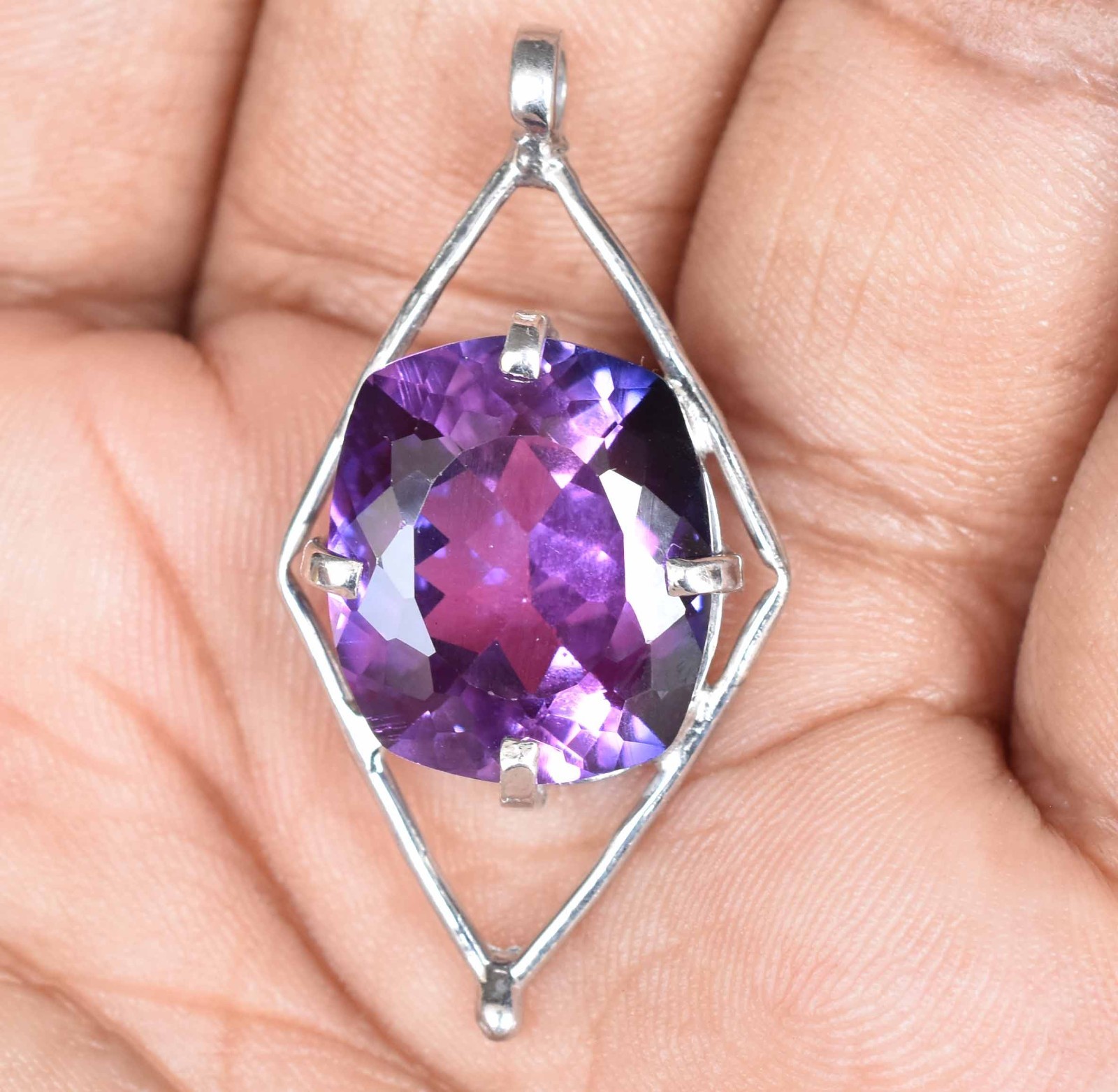 22.95 Ct Natural Boysenberry Sapphire 925 Sterling Silver Pendant AGL Certified