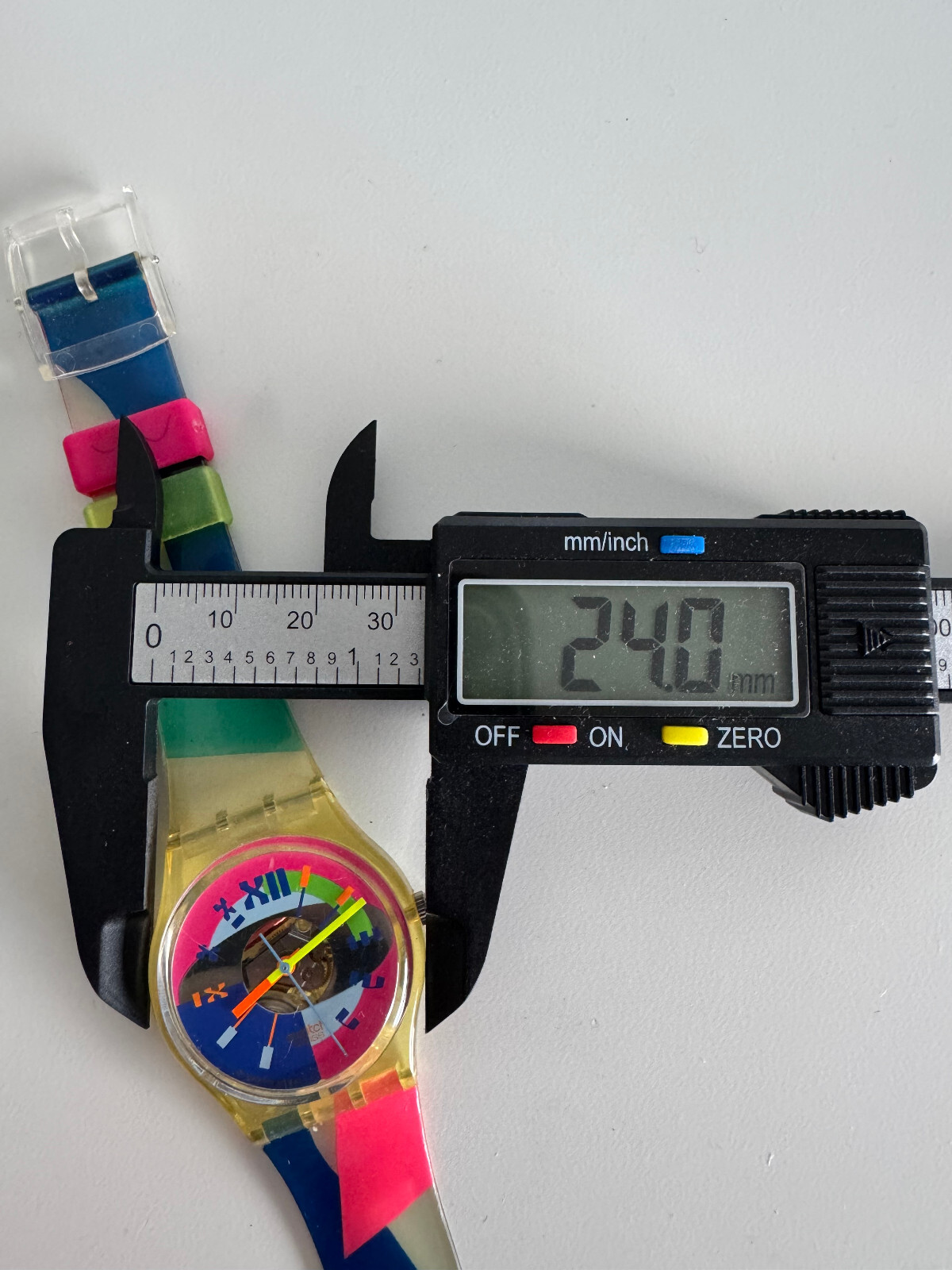 SWATCH WATCH GK153 “BEACH VOLLEY” 1992 ORIGINAL – VINTAGE SWISS MADE