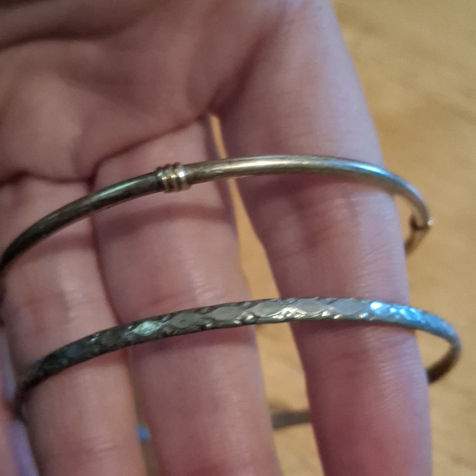 Lot of 2 Silver Tone Round Bangle Bracelets Smooth & Textured Metal No Stone