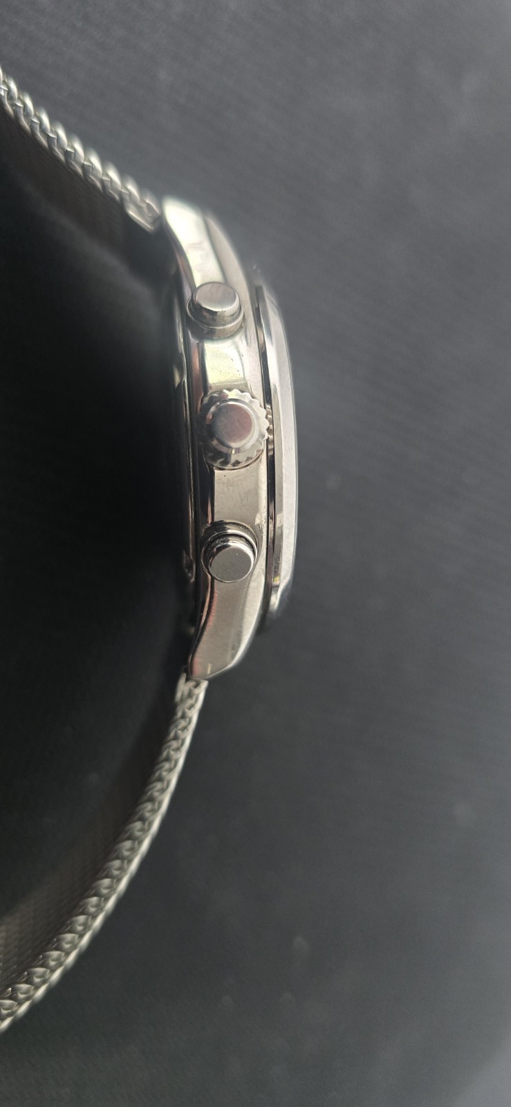 Citizen Eco-Drive World Time Chronograph Date 42mm WR100 Silver Mesh