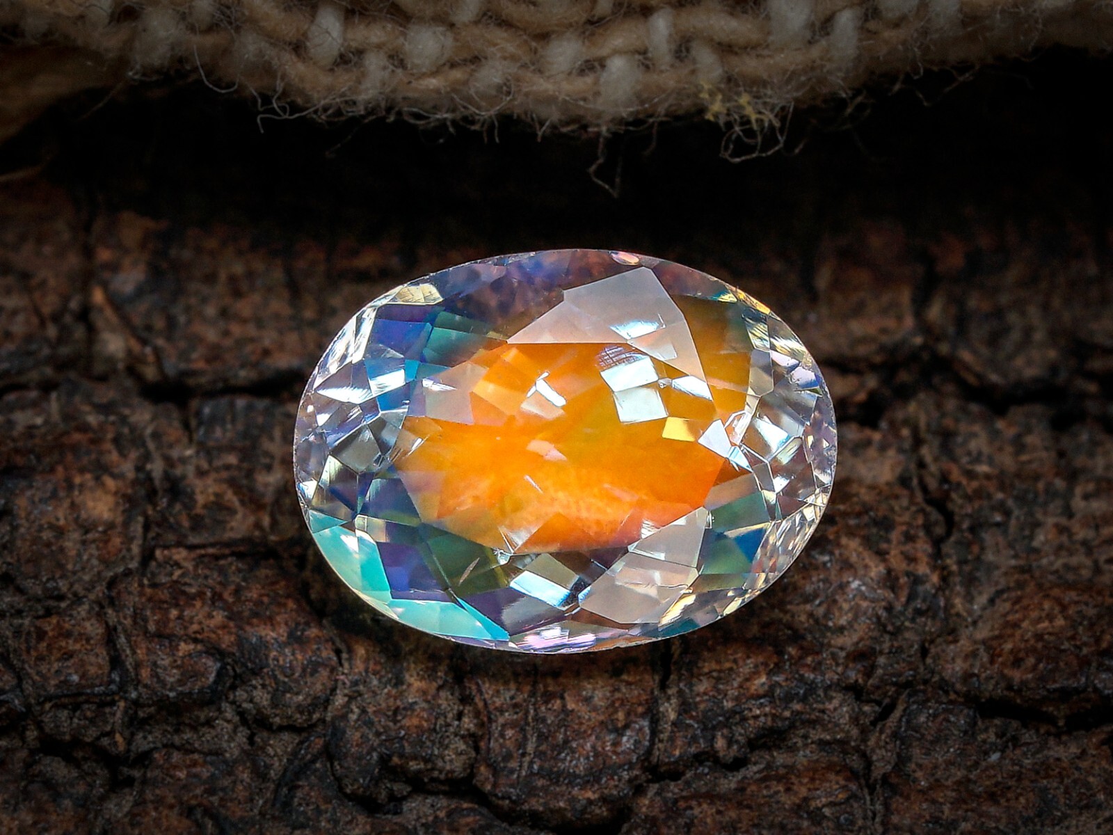 2.26 Carat Golden Rainbow Moonstone Gemstone Faceted 9x7x5 MM Oval Shape
