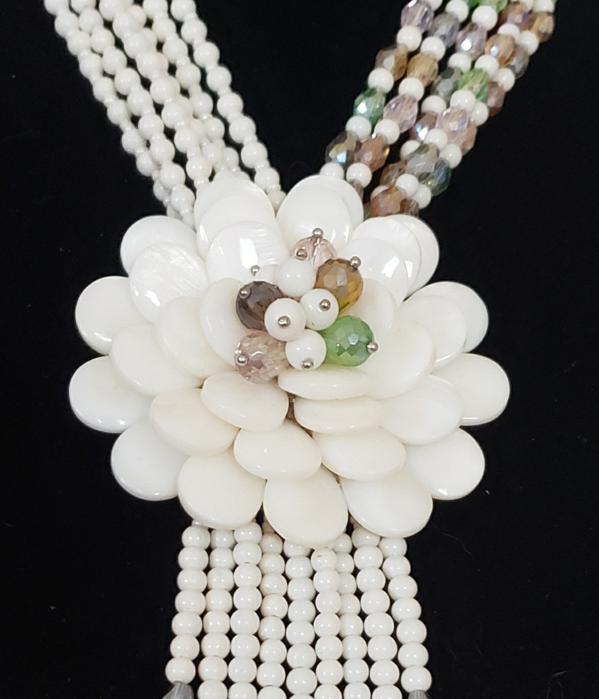 Joan Rivers RETIRED “Starlet Style” Lariat Necklace In White