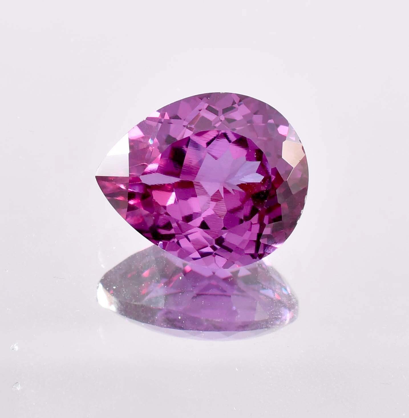12 x 14 MM Flawless 15.02 Ct Natural Color Change Alexandrite GIT Certified
