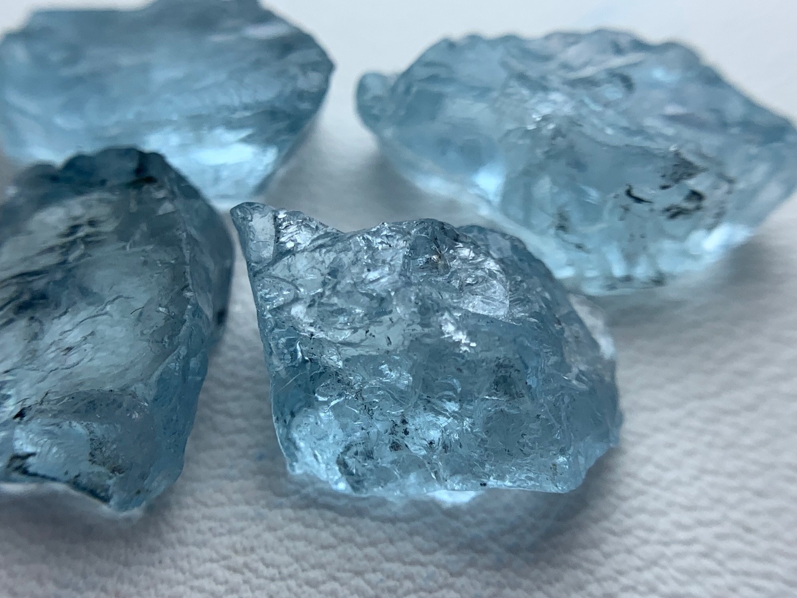 32 Carats Gorgeous Nice Color Aquamarine lot from Mozambique