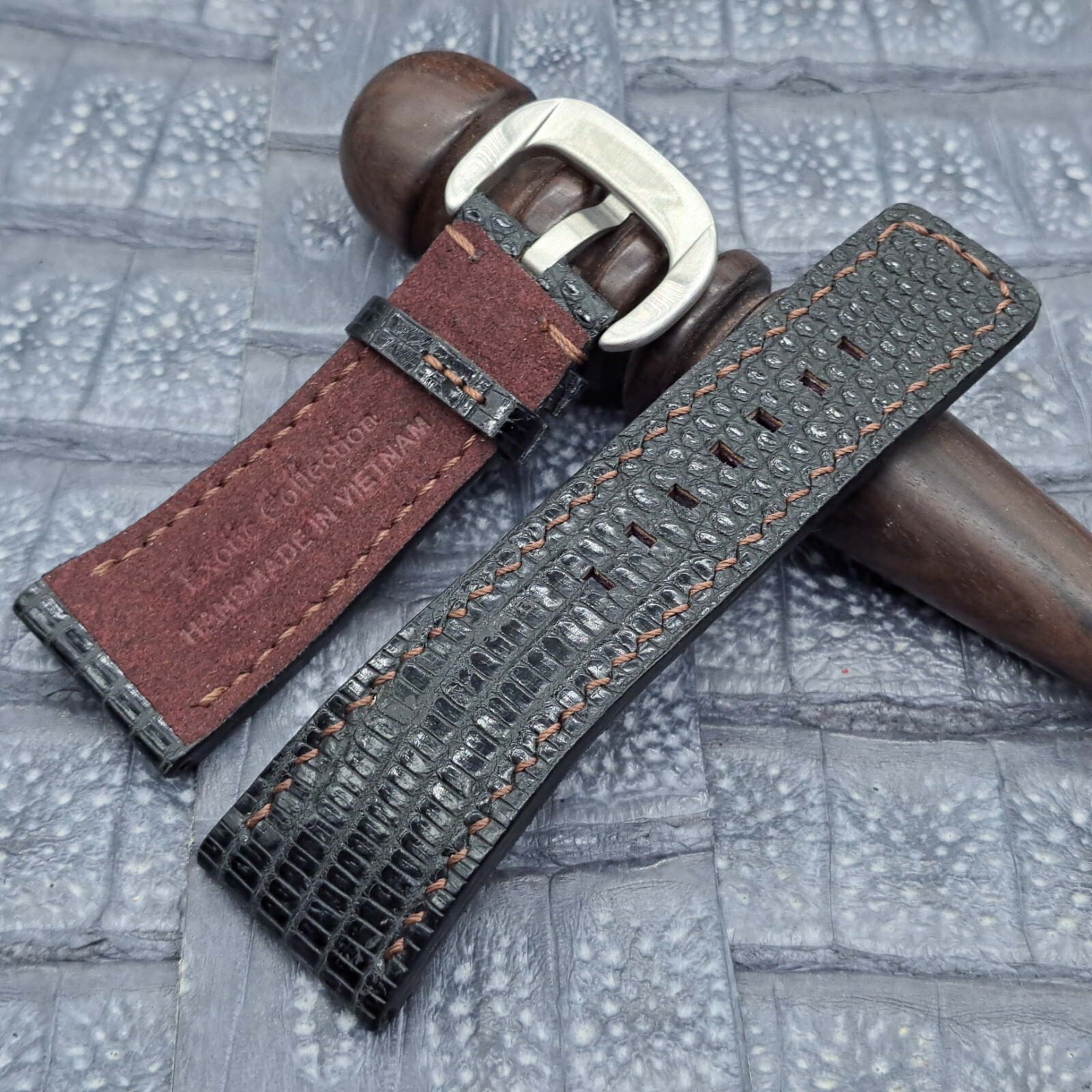 28mm/24mm Lizard Leather Watch Band Bespoke Exotic Leather Minimalist Design