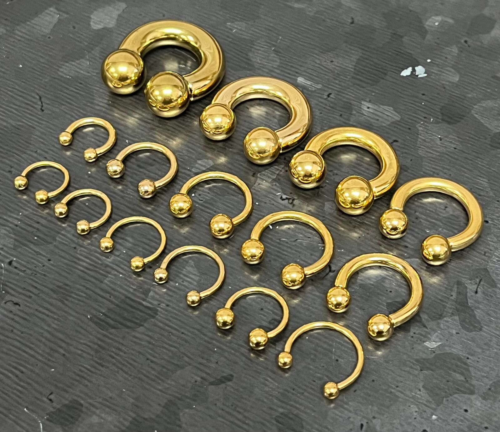1pc Gold Circular Barbell Horseshoe Ring Septum Ear Cartilage Nipple Eyebrow