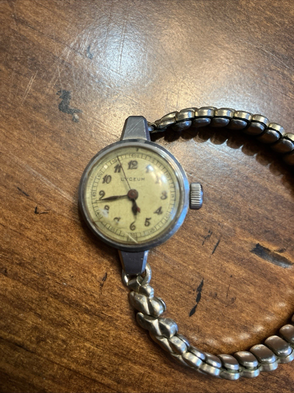 Lyceum Ladies Silver Vintage Watch Stretch Band