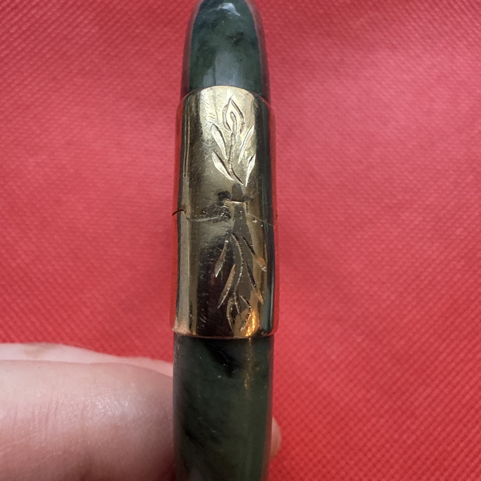 Green Nephrite Jade Hinged Gold Tone Bangle Bracelet Push Lock DAMAGED
