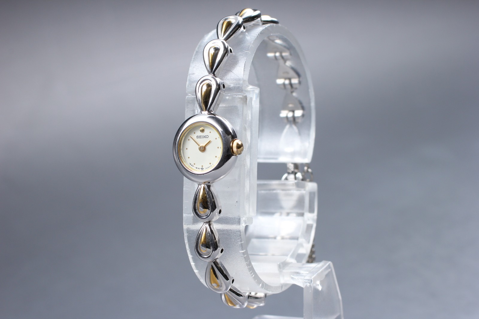 Vtg 1990 N MINT Seiko Tisse 1E20-0540 Quartz Two-Tone Womens Watch From JAPAN
