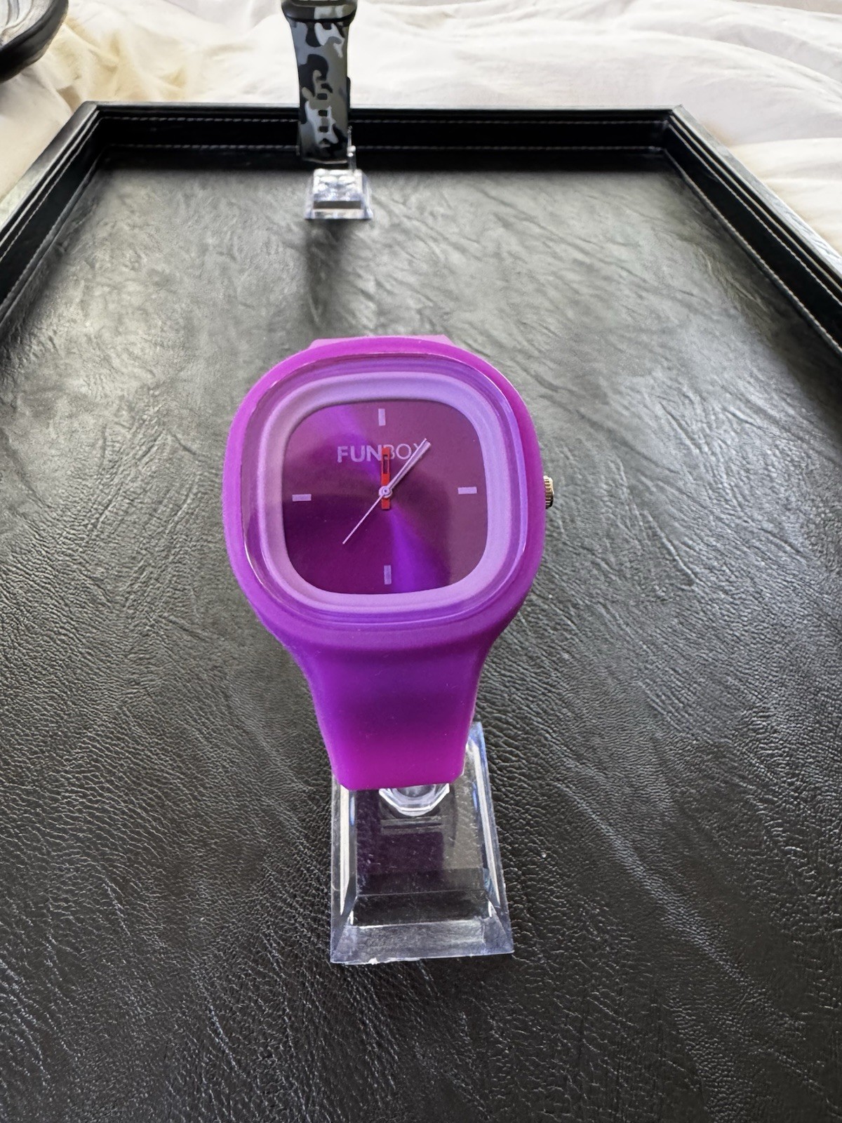 FUNBOY Purple Analog Quartz Wristwatch Silicone Strap Cushion Case 44-47.9mm