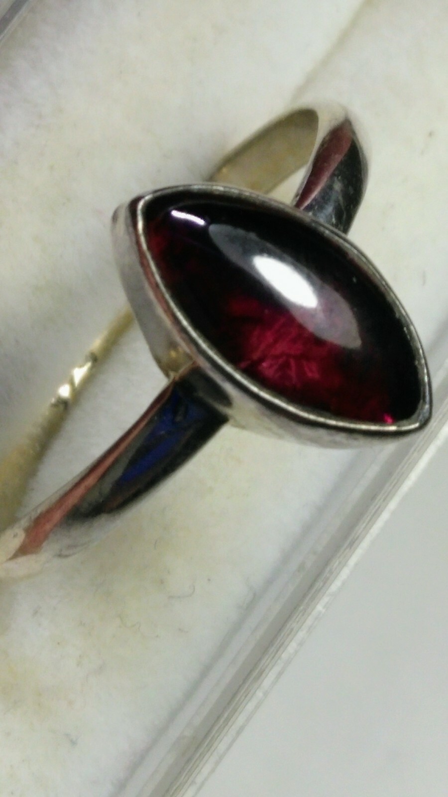 LOVELY UNTREATED NATURAL GARNET IN STERLING SILVER RING SIZE 9.0-9.25