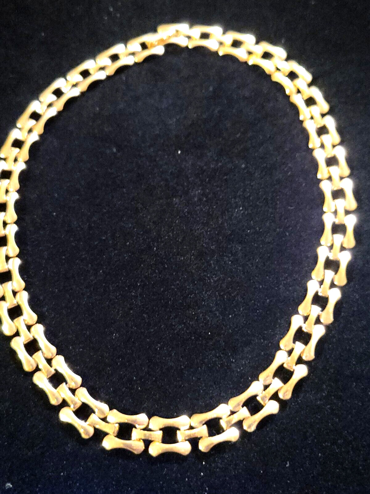 Vintage Retro 1980s 1990s simple Goldtone chain wide flat link .