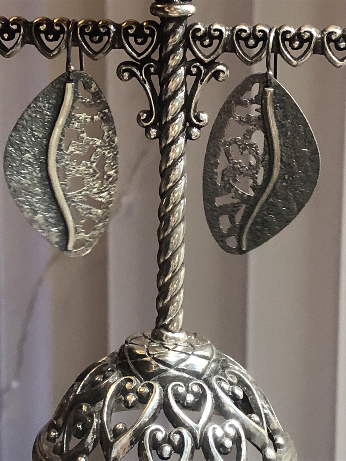 30. SILPADA Sterling 925 Brushed Textured Cut Out Leaf Hook Earrings 8.5g, 48mm