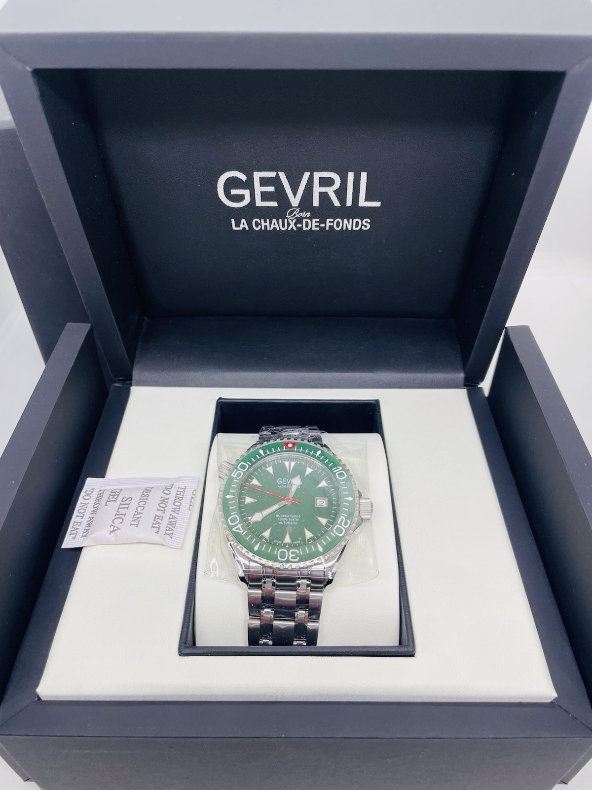 Brand New! W Tags! Gevril Hudson Yards Green Dial Mens Watch Model 48806