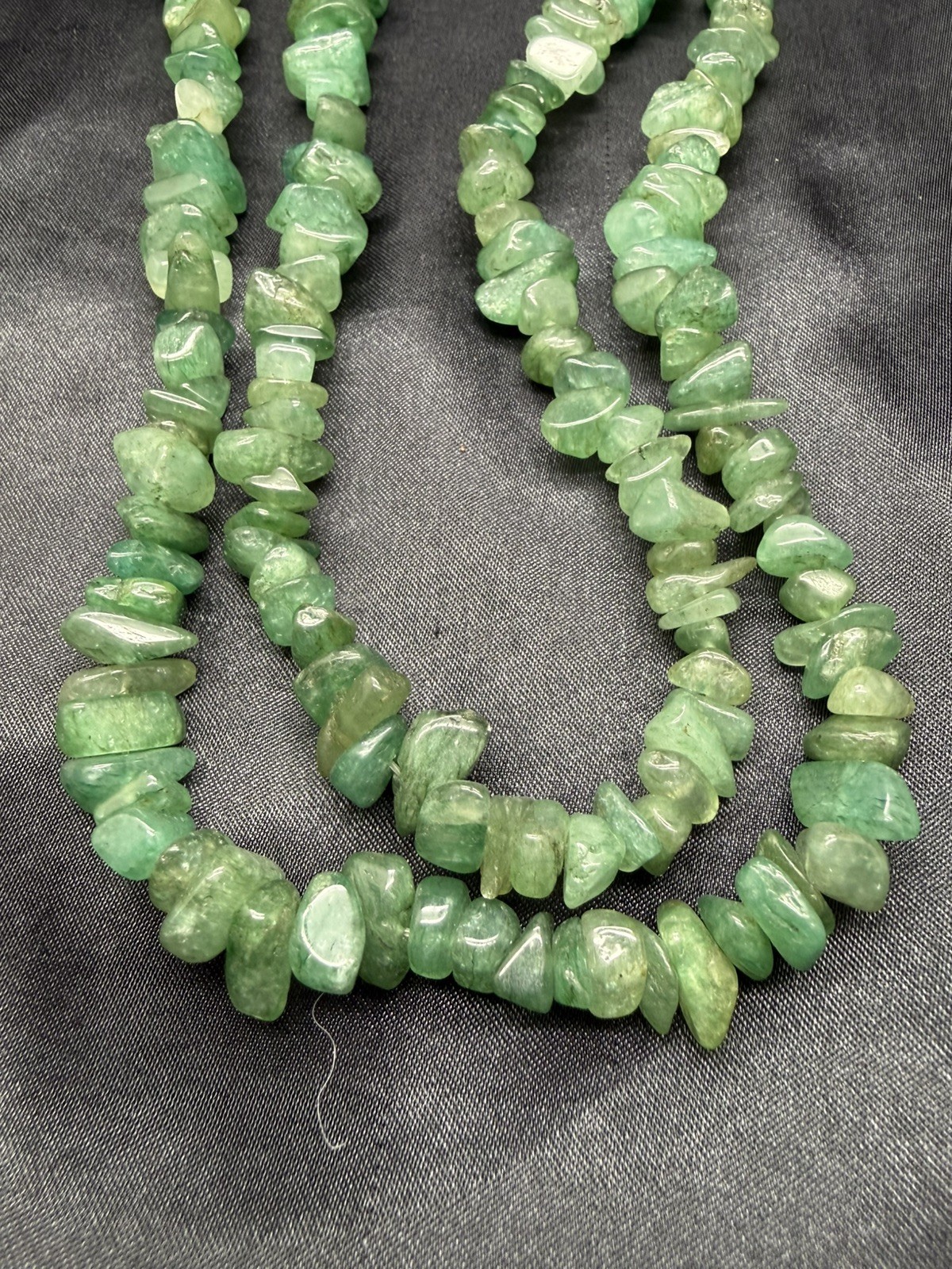 Vintage Green Quartz Crystal Chip Aventurine Strung Necklace 34 Inch 99 Gram D6