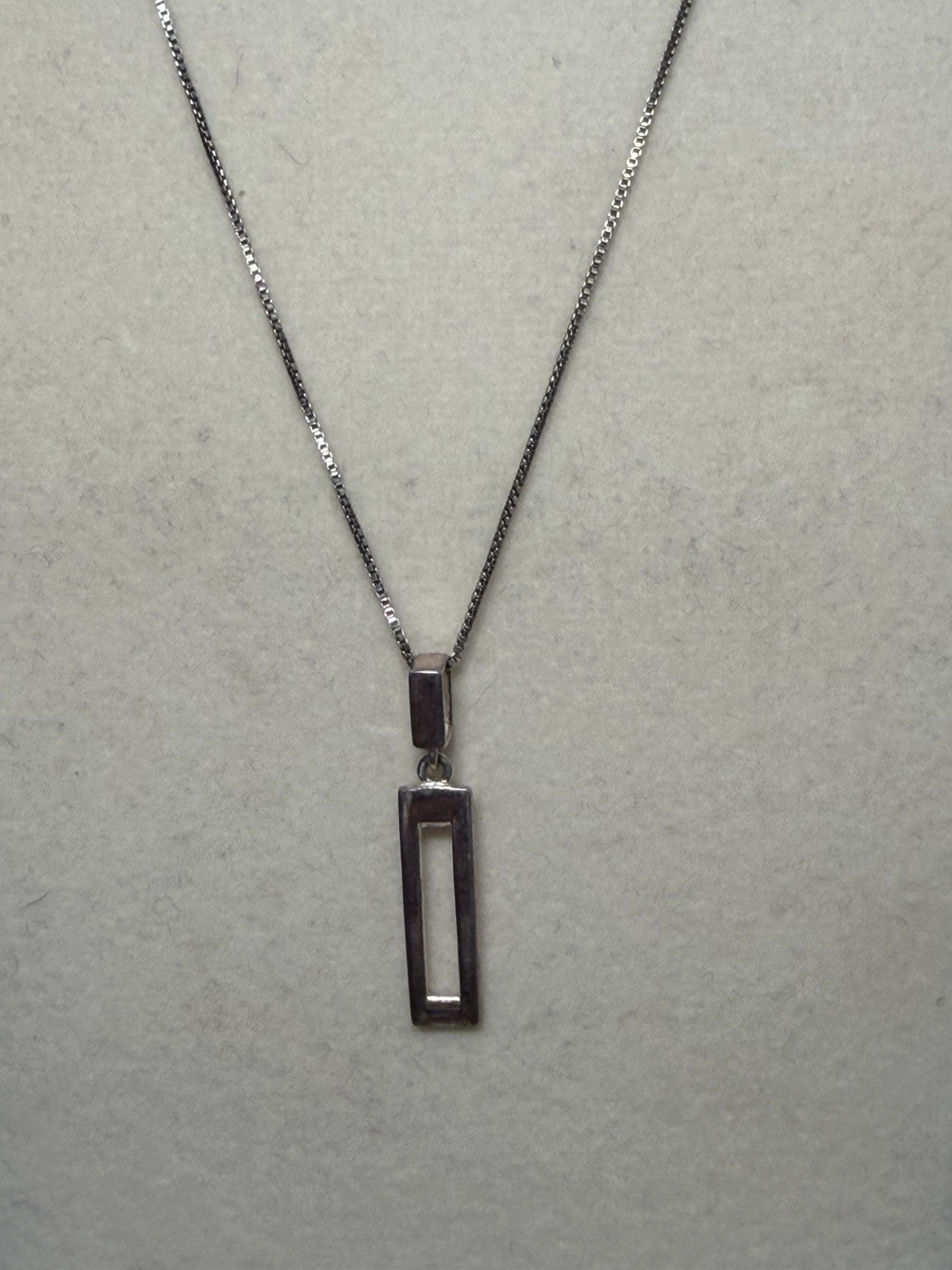 Vintage Sterling Silver Rectangular 1″ Bar Pendant Chain Necklace 18” Chain
